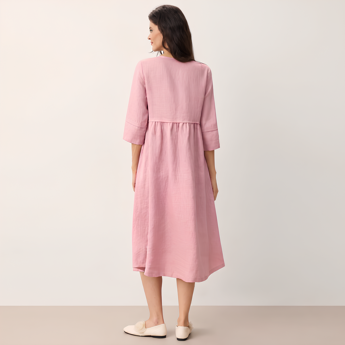 Leinen-Midikleid mit Knopftaille