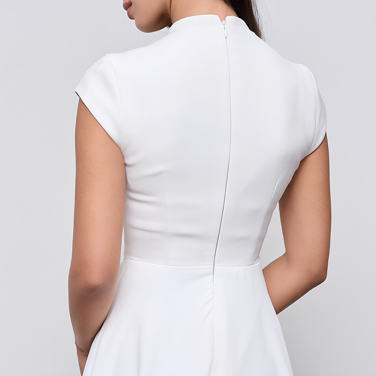 Midikleid Vella mit Flügelärmeln