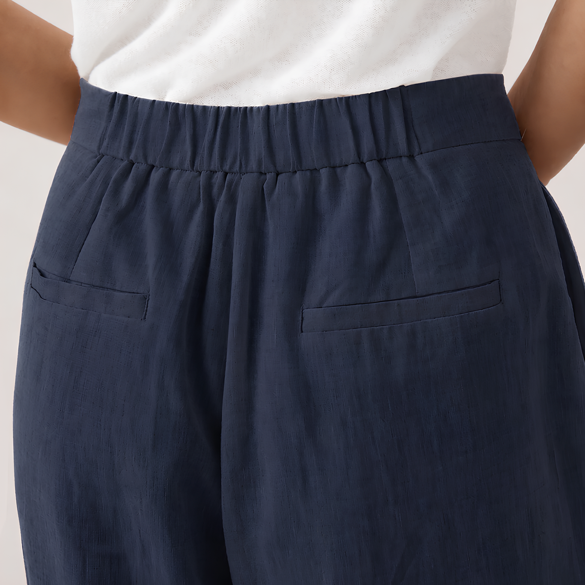Leinenhose Kaya mit Knopfleiste