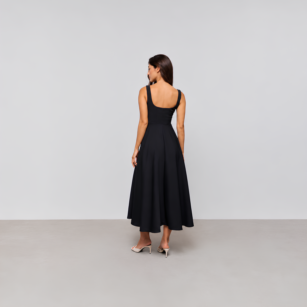 Midikleid Luna mit Karree-Ausschnitt