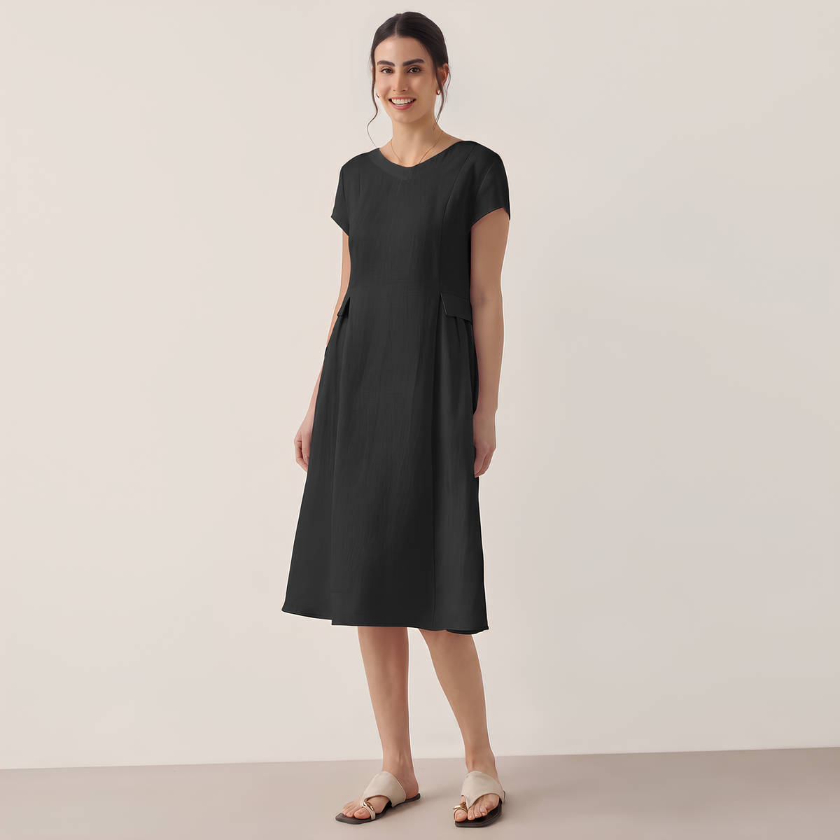 Leinenkleid Alexa mit V-Ausschnitt