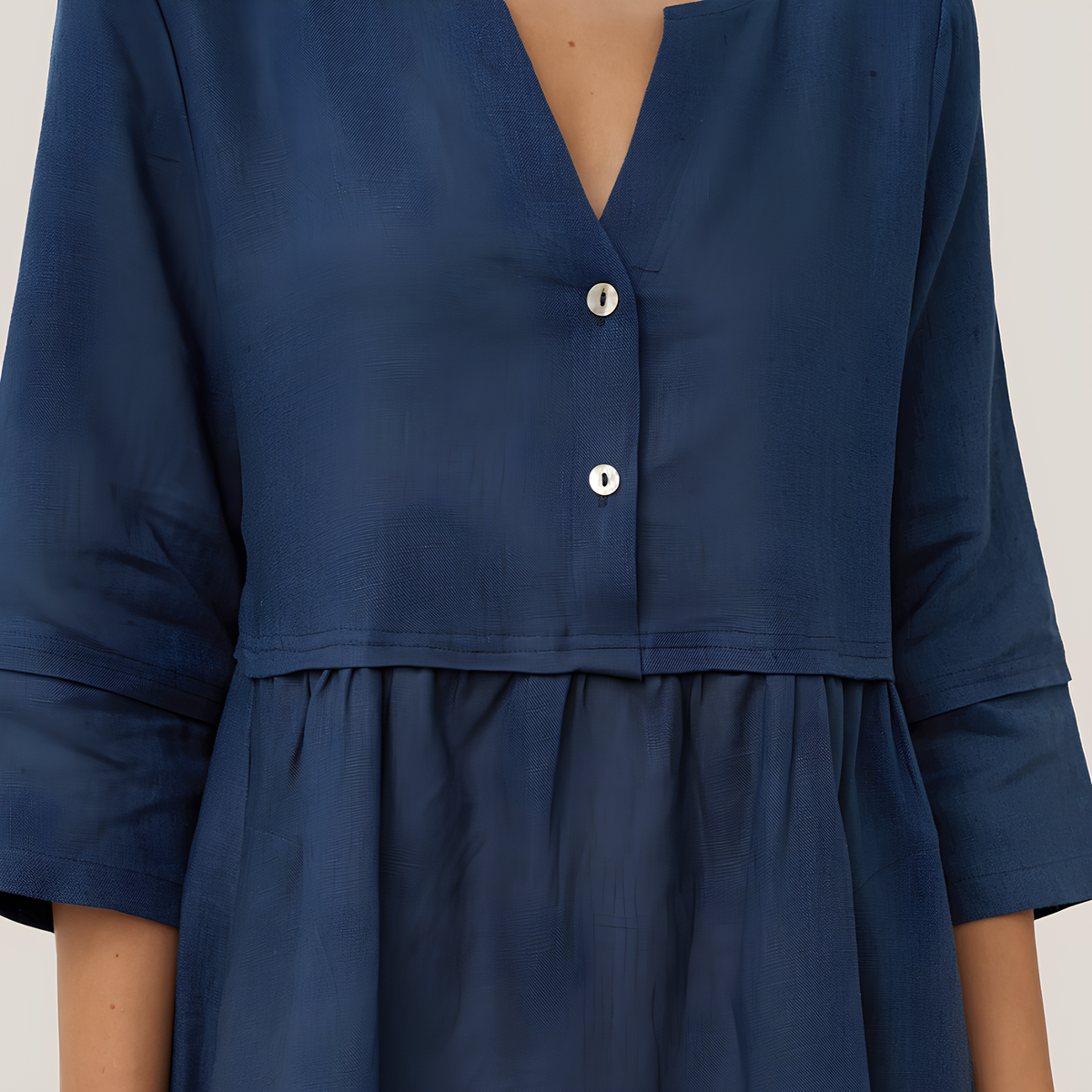 Leinen-Midikleid mit Knopftaille