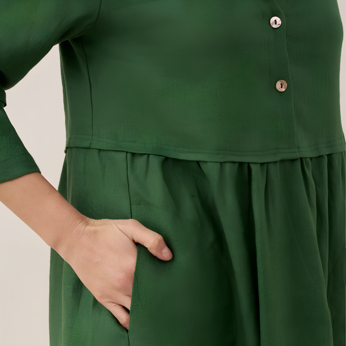 Leinen-Midikleid mit Knopftaille
