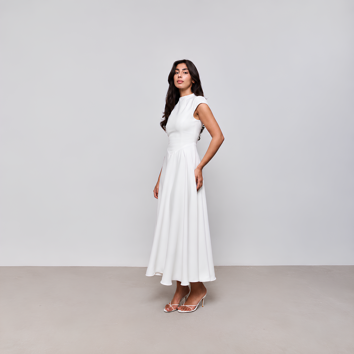 Midikleid Vella mit Flügelärmeln