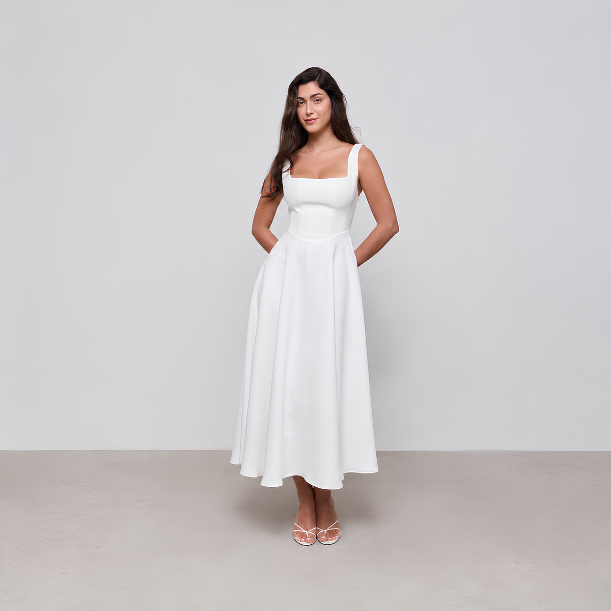 Midikleid Luna mit Karree-Ausschnitt