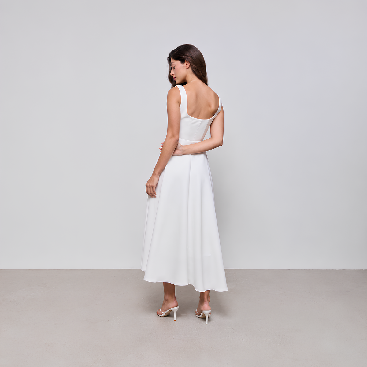 Midikleid Luna mit Karree-Ausschnitt